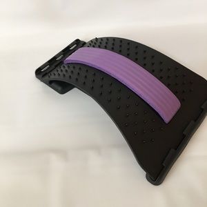 Therapeutic back stretcher